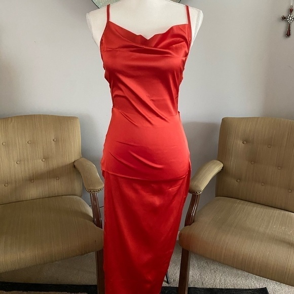 RED silk dress with criss cross back - Picture 2 of 8